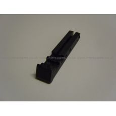 Diplomat Hinge Retainer / Foot