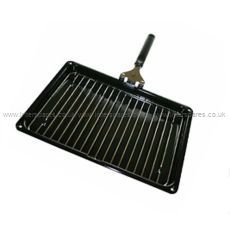 Currys Essentials Grill Pan including Handle and Trivet