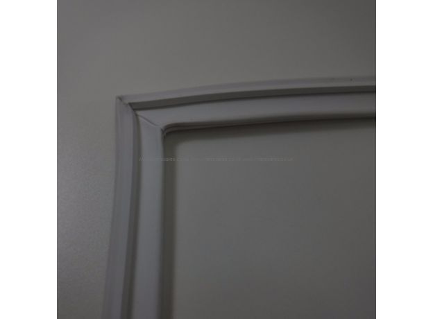 Mondial Elite DOOR SEAL - PUSH IN TYPE