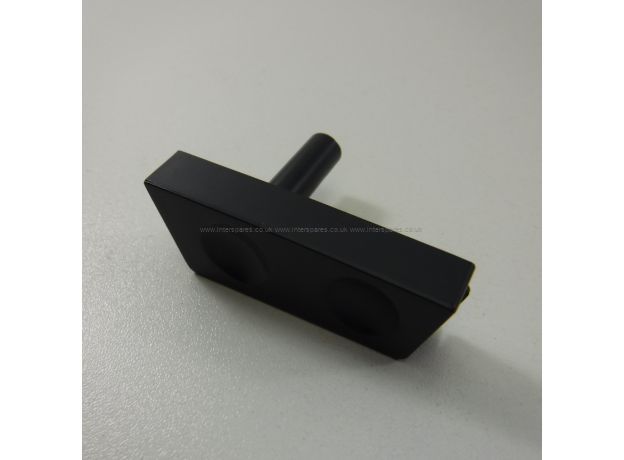 Electrolux Door Catch