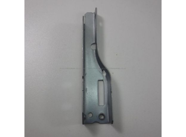 Cooke & Lewis Door Hinge Bracket Left Hand