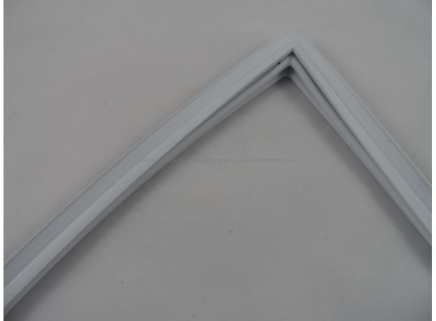Indesit DOOR SEAL - FRIDGE