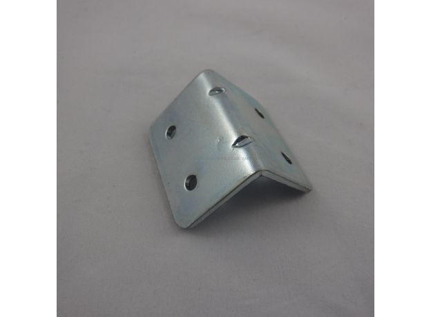 Howden Lamona Decor Door Fixing - Lower