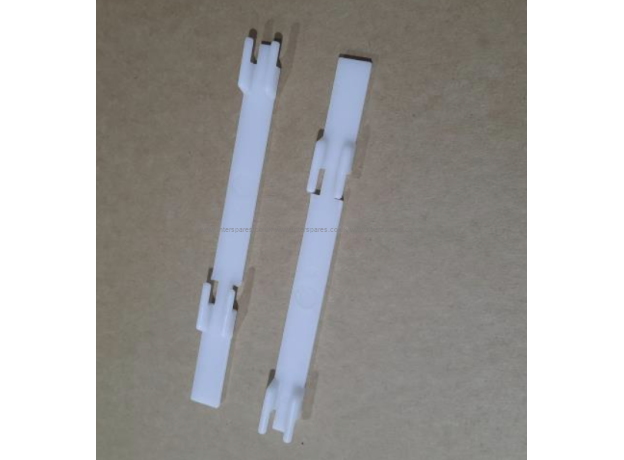 Thetford Hinge Pack of 2